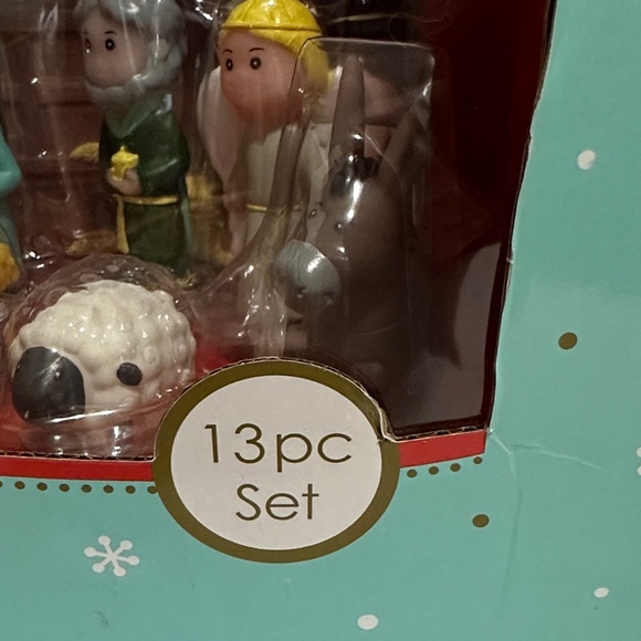 Blessings of Christmas Nativity Playset by Robert Stanley NIB - Picture 3 of 11